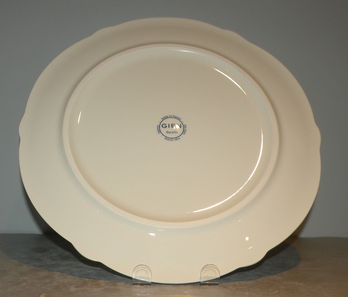 Cake Platter, Rocaille White