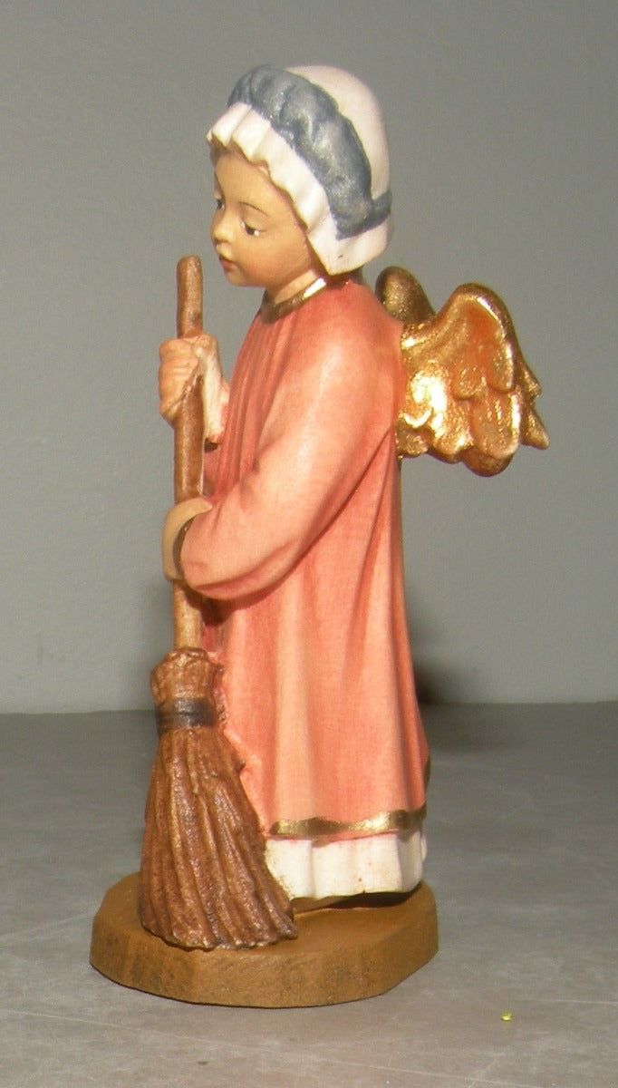 Angel with broom, Rustic