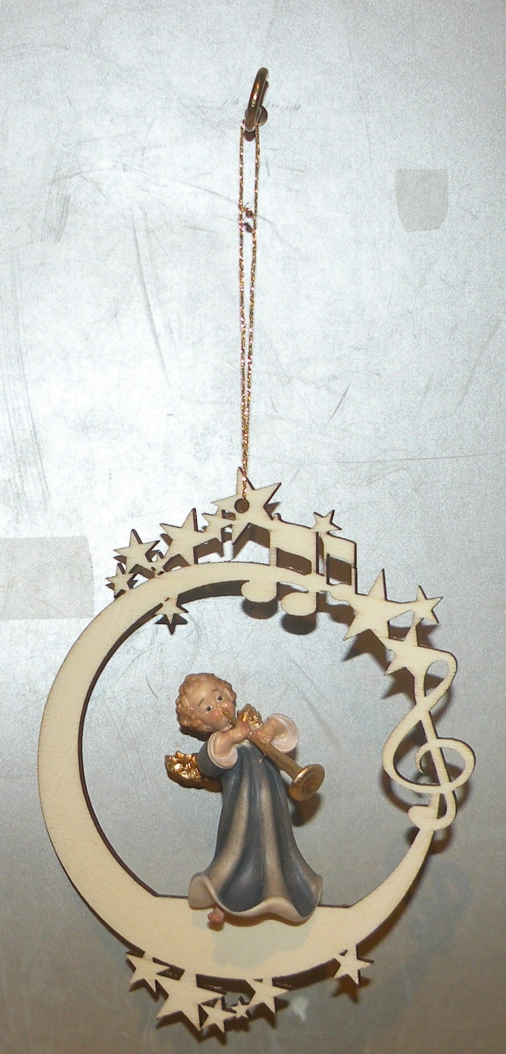 Angel with Flourish on the Moon & Stars - 08000 - C