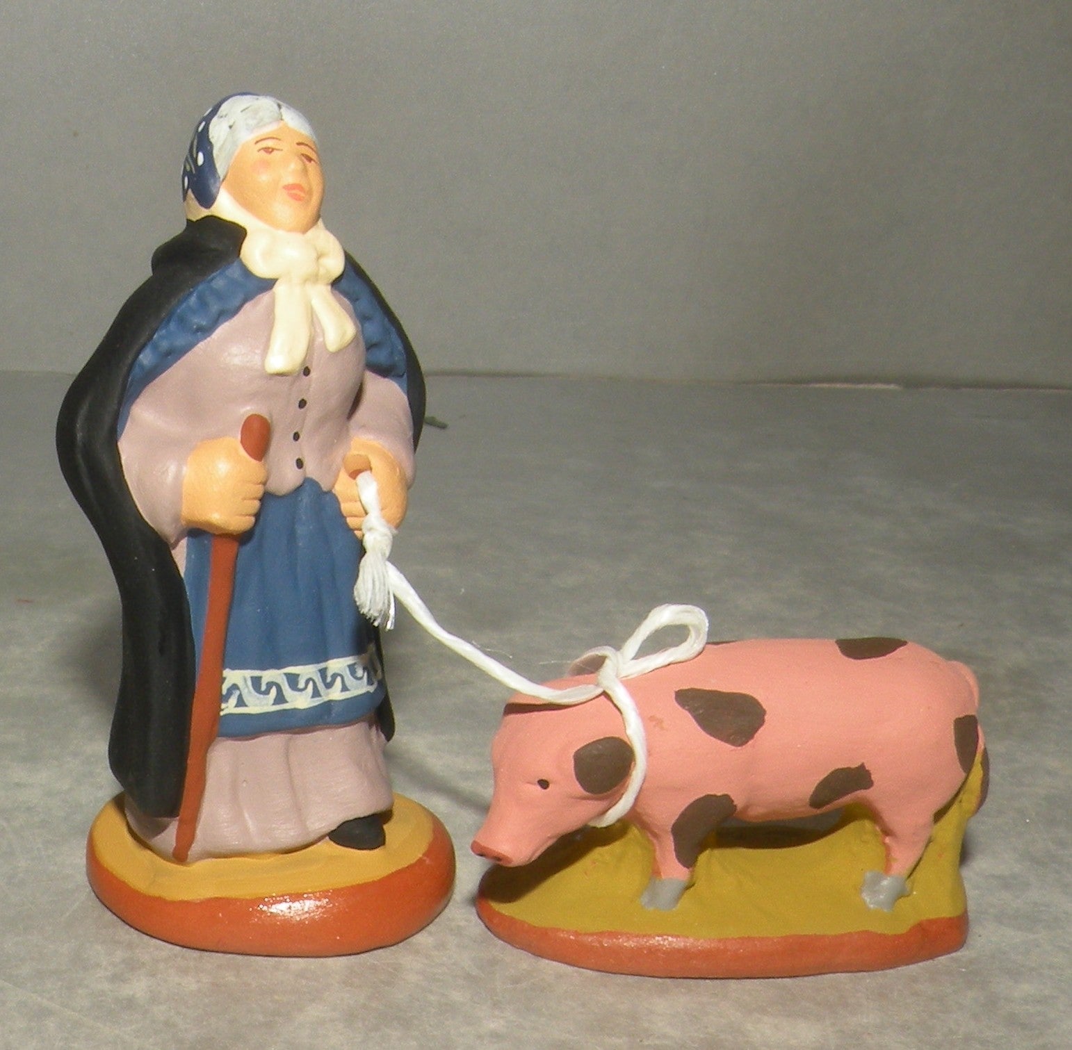Aunt Adeline with her Pig, Fouque, 6 cm