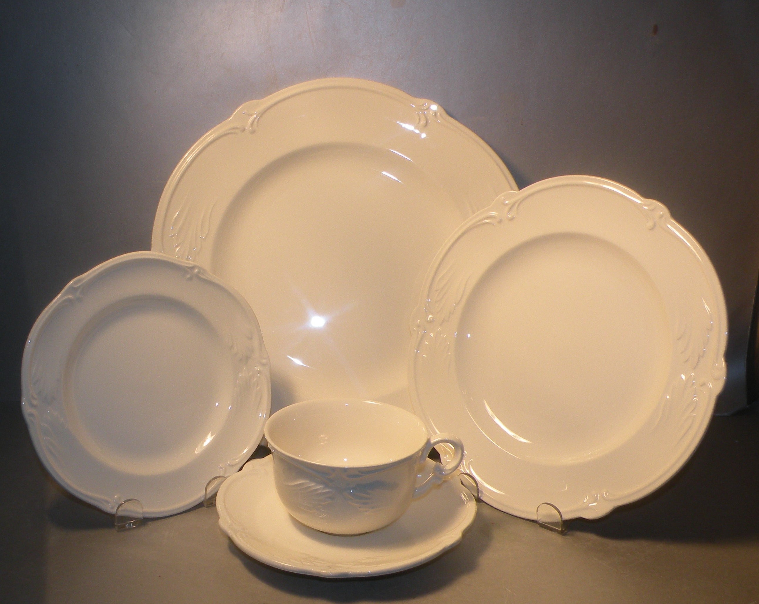 5 Pc. Place setting, Rocaille White