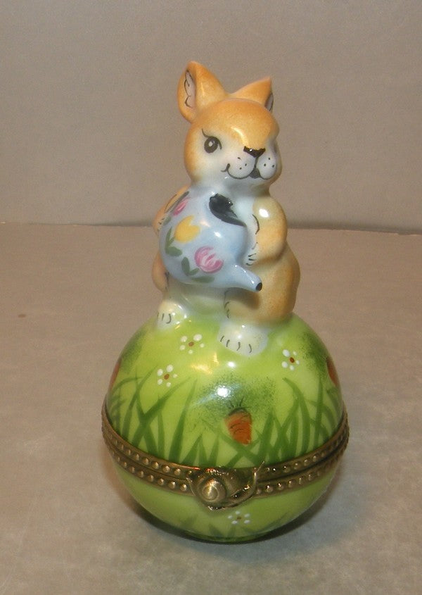 Rabbit with arrosoire, Limoges Box number 27
