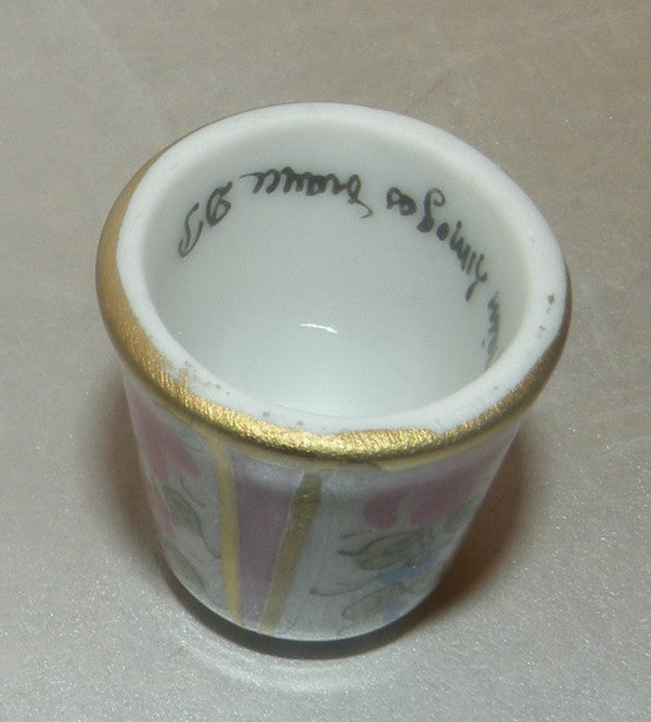 Pink Thimble, Limoges Box number 141