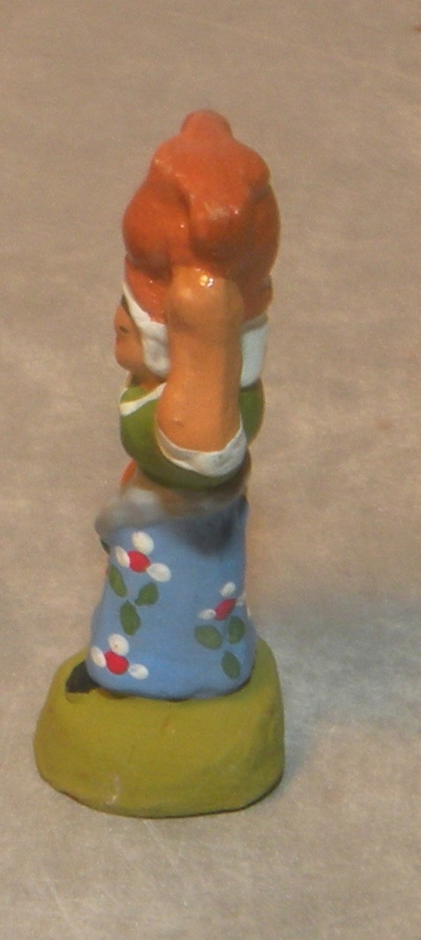 Woman carrying jars,  ( 135 ) Fouque 2cm