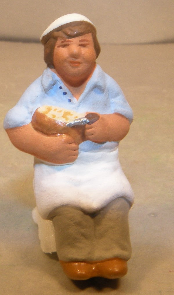 Sitting and Crunching Bread, Fouque 4 Cm