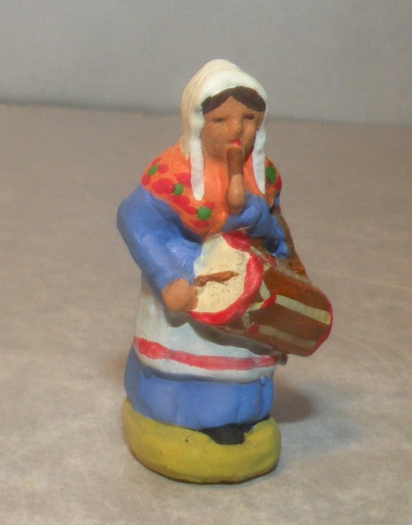 Lady playing tambourine, Fouque 2cm